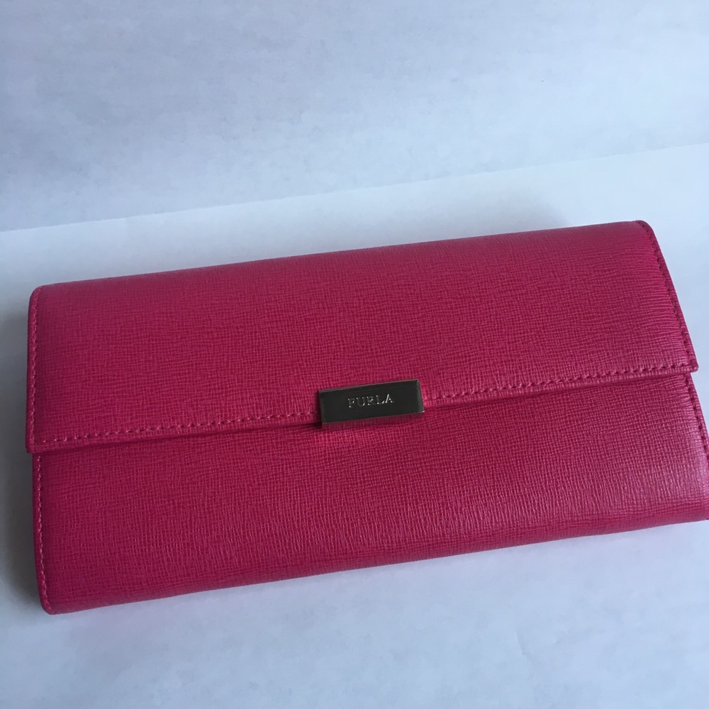 Furla Continental Wallet
